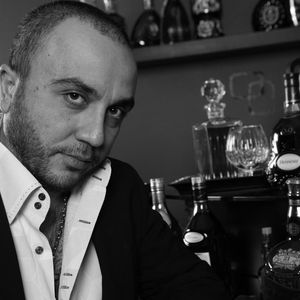 Meet your Posher, Hakob